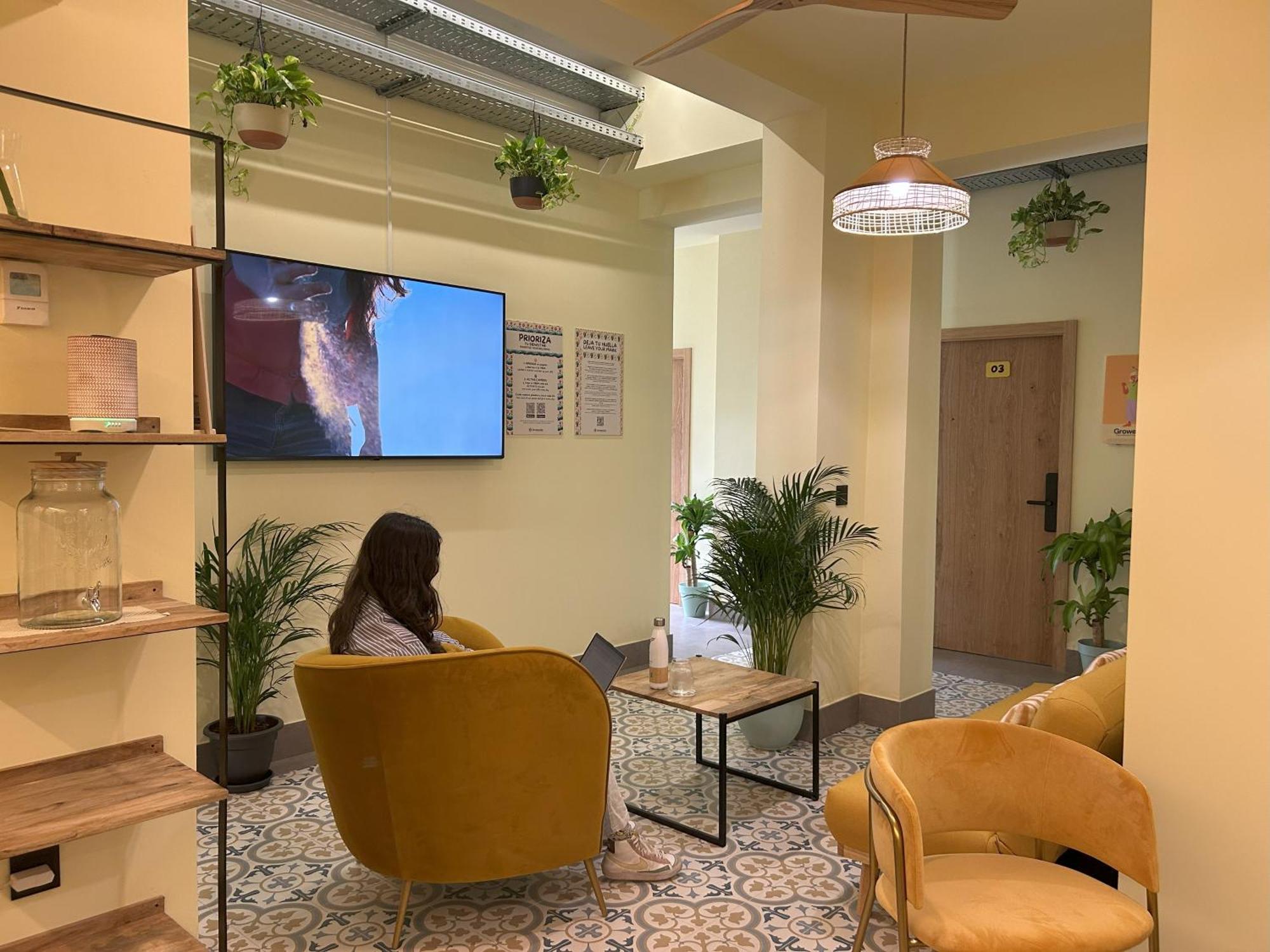 Growersgo Boutique Hostel هويلفا المظهر الخارجي الصورة